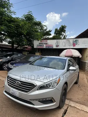 Hyundai Sonata Sport Sedan FWD (2.4L 4cyl 6A) 2016 Silver