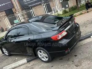 Toyota Corolla 2012 Black