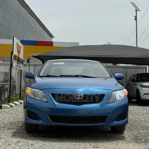 Toyota Corolla 2011 Blue