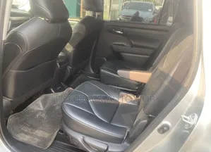 Toyota Highlander XLE 2022 Silver