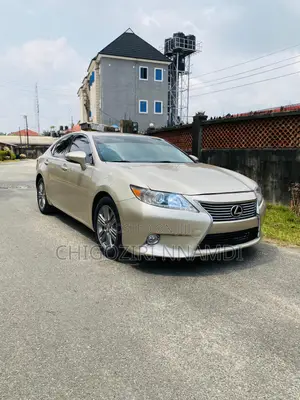 Lexus ES 350 FWD 2014