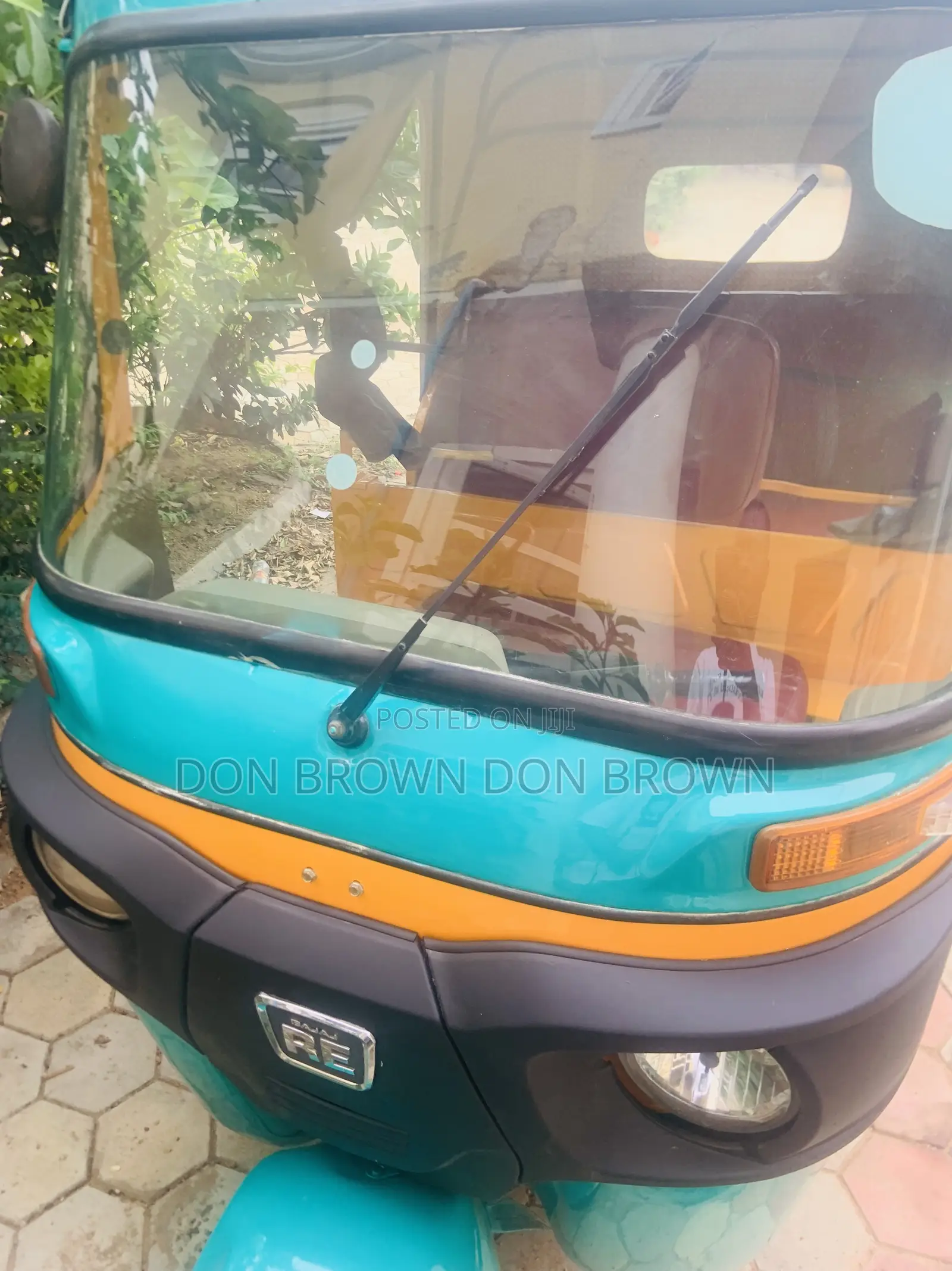 Bajaj RE 2020 Yellow