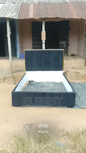 4x6 Bedframe