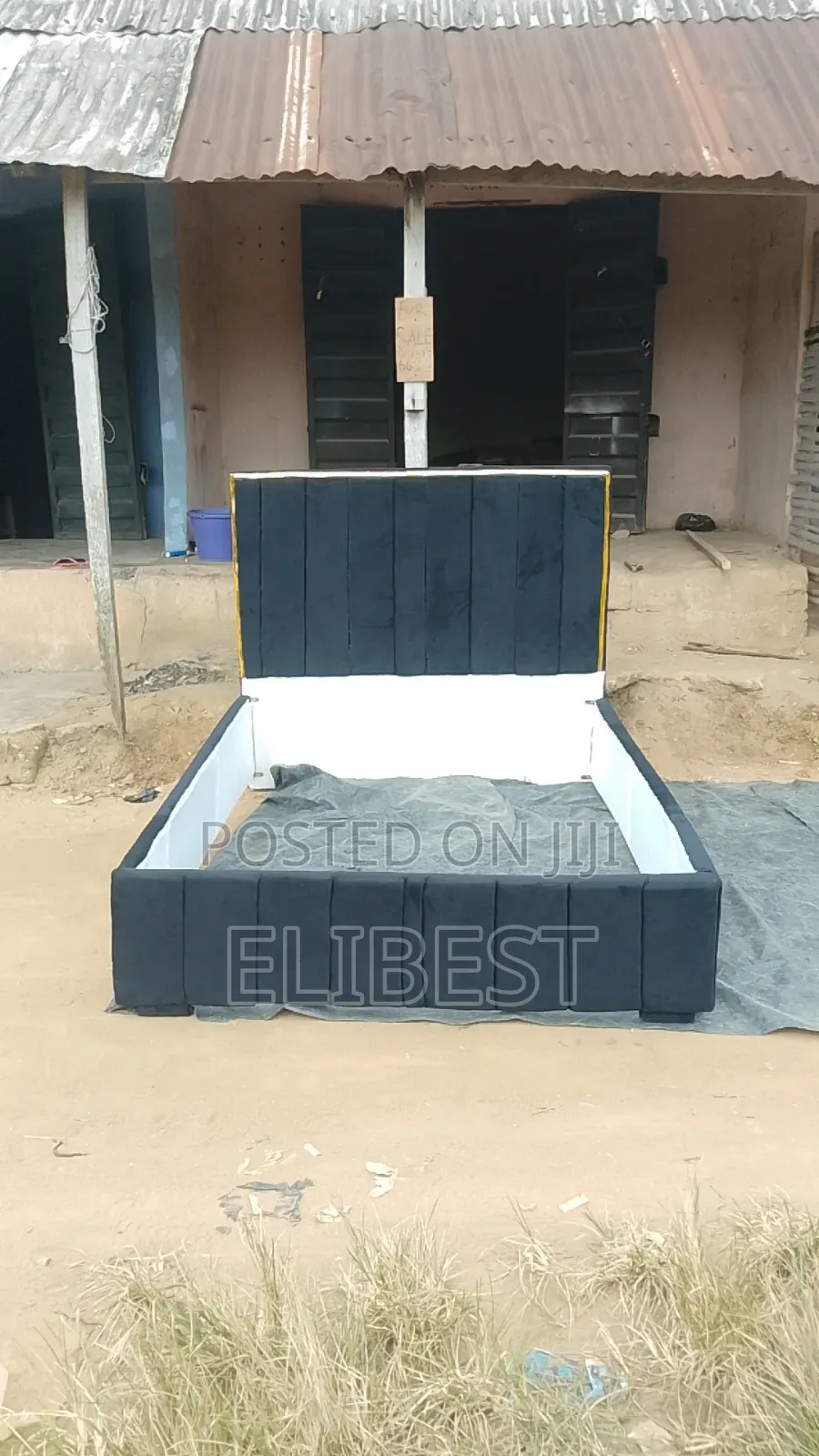4x6 Bedframe