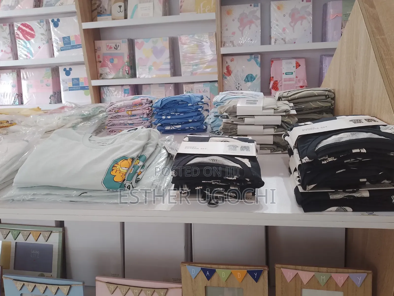 Beddings And Decor