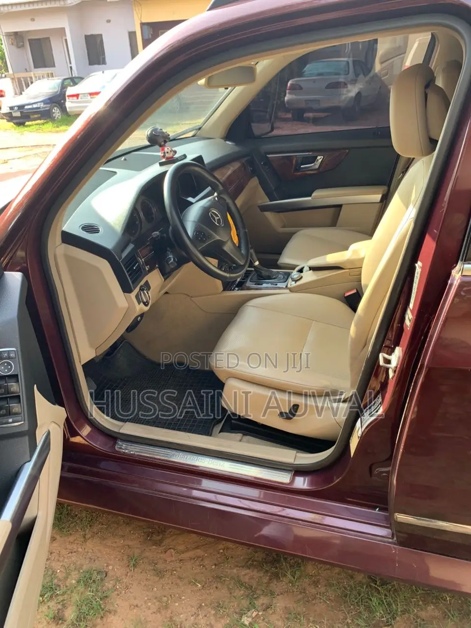 Mercedes-Benz GLK-Class 2011 Maroon