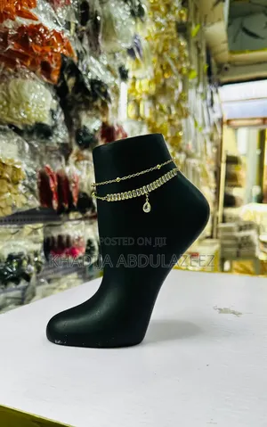 Luxury Gold-Plated Anklet for Women | Elegant Leg Chain With Charms