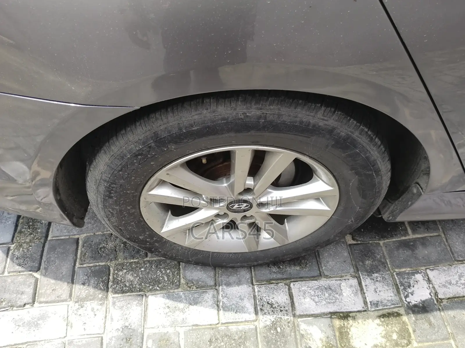 Hyundai Sonata 2011 Gray
