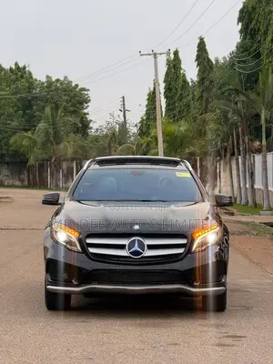 Mercedes-Benz GLA 250 2015 Black