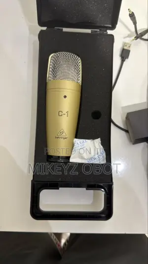 Behringer C-1 Studio Condenser Microphone