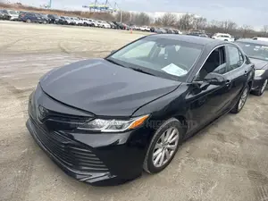 Toyota Camry SE FWD (2.5L 4cyl 8AM) 2018 Black