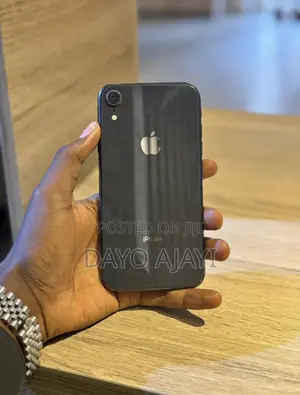Apple iPhone XR 64 GB Black