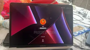 Laptop Apple MacBook Pro 2017 16GB Intel Core i5 SSD 500GB