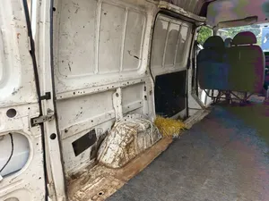 Ford Transit 2000 White