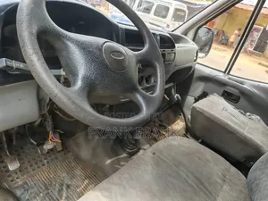 Ford Transit 2000 White