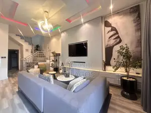 4bdrm Duplex in Chevron for rent