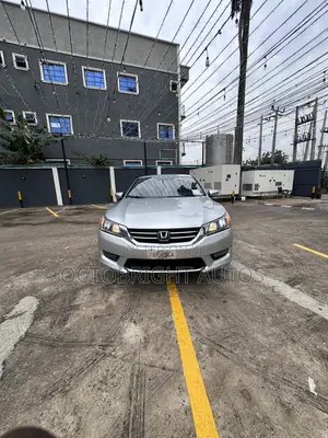 Honda Accord Sport 4dr Sedan (2.4L 4cyl CVT) 2014 Silver
