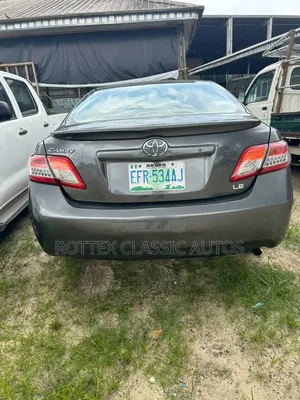 Toyota Camry 2008 Gray