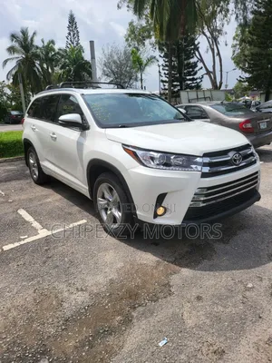 Toyota Highlander Limited Platinum 4dr SUV (3.5L 6cyl 6A) 2015 White