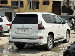 Lexus GX 460 Base 2013 White