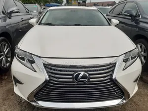 Lexus ES 250 2017 White