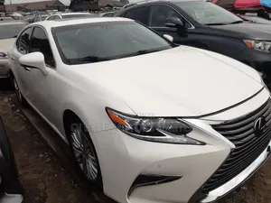 Lexus ES 250 2017 White