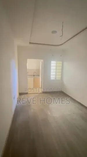 1bdrm Apartment in Yaba, Bariga / Shomolu for rent