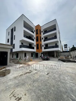 3bdrm Apartment in Ikeja Gra for sale