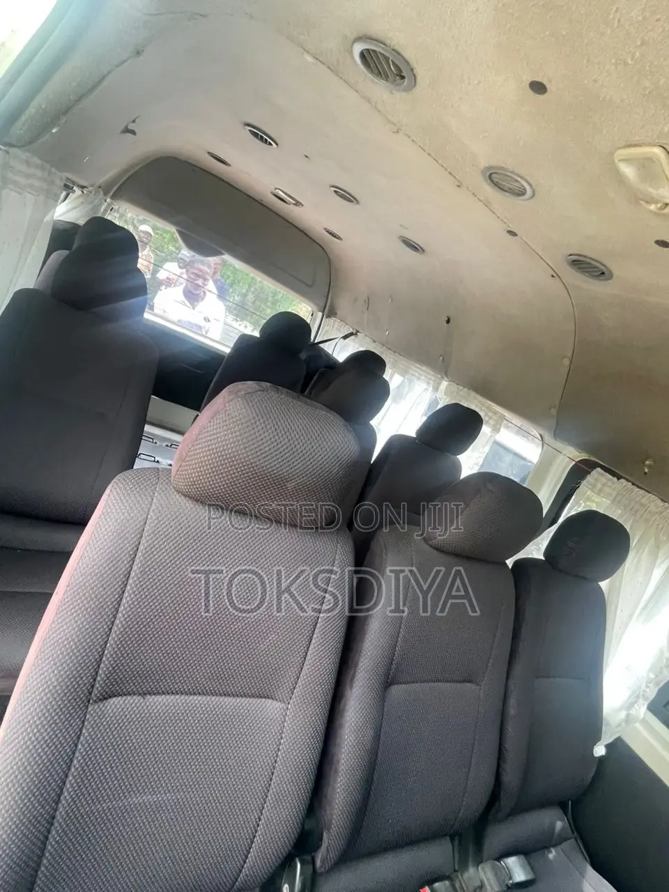 Toyota HiAce 2010 White