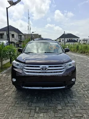 Toyota Highlander Limited 3.5l 4WD 2013 Burgundy