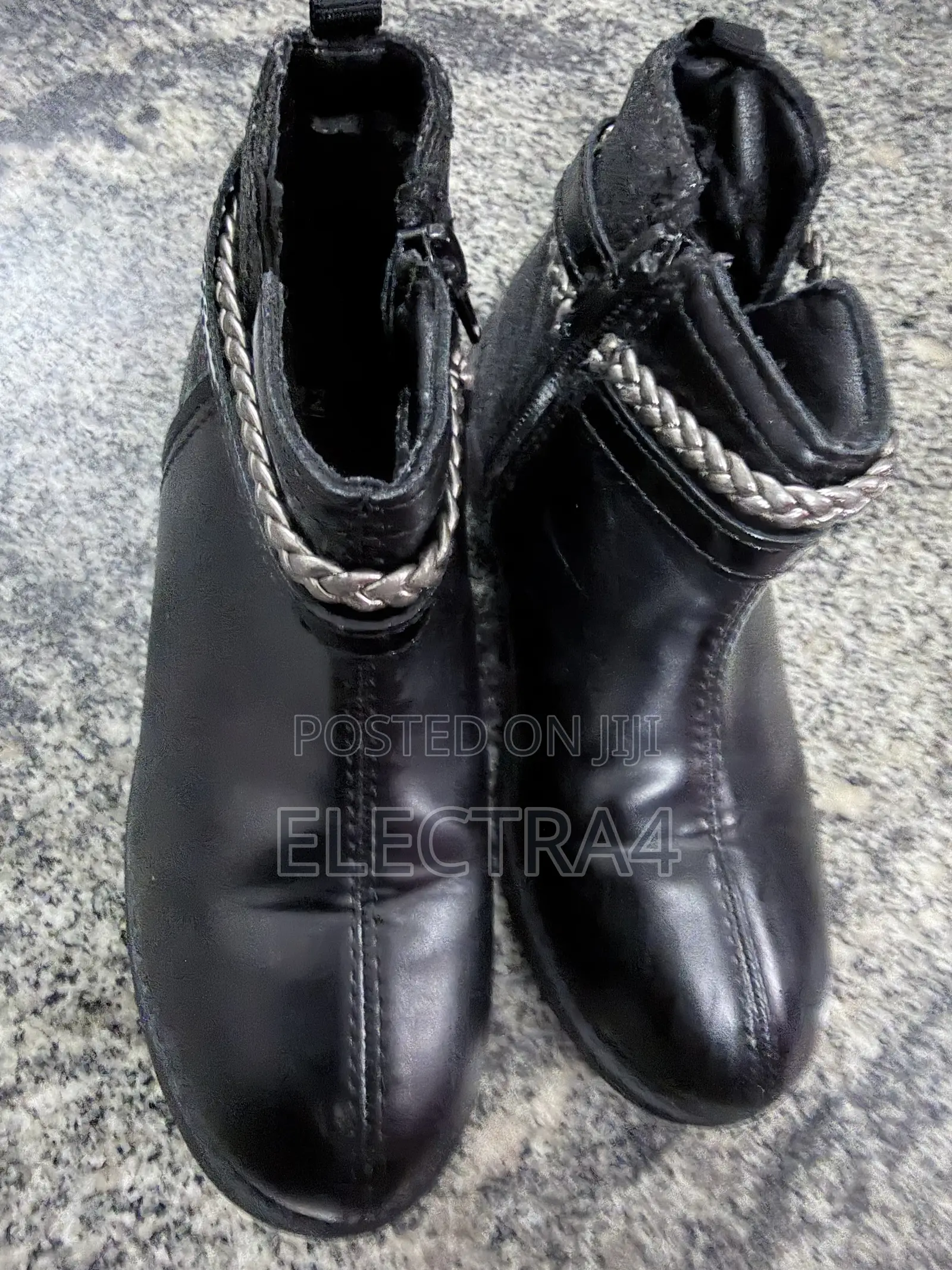 Women's Black Side-Zipper Winter Boots - Clean Sole