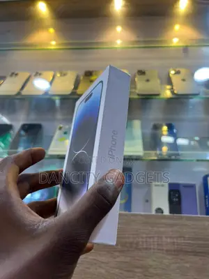 New Apple iPhone 14 Pro Max 256 GB Silver