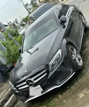 Mercedes-Benz C400 4Matic AWD Sedan (3.0L V6 7A) 2015 Black
