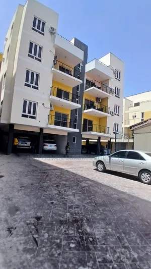 Furnished 3bdrm Apartment in Lekki Phase One for sale