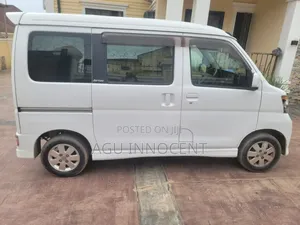 Daihatsu Hijet 2012 White