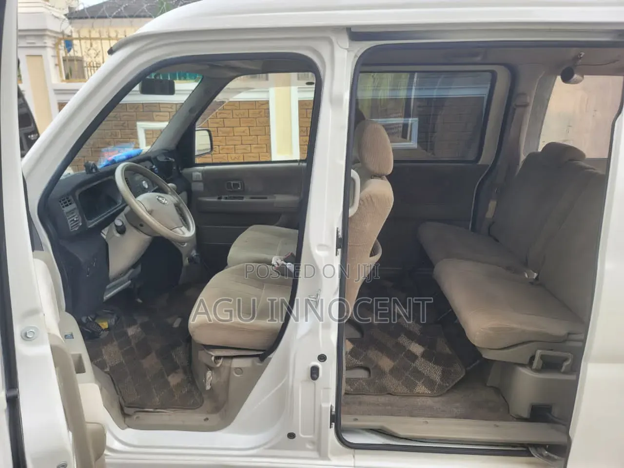 Daihatsu Hijet 2012 White