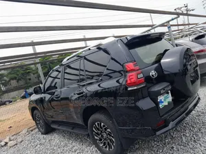 Toyota Land Cruiser Prado 2010 Black