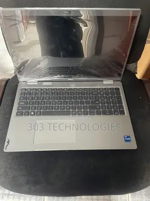 Laptop Dell Latitude 5530 16GB Intel Core i7 SSD 256GB