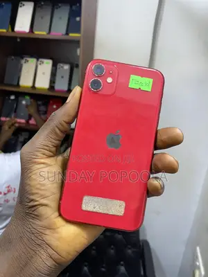 Apple iPhone 11 64 GB Red