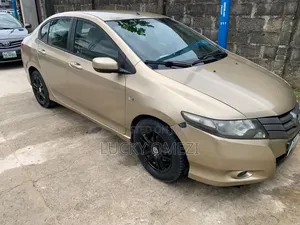 Honda City 2010 Gold
