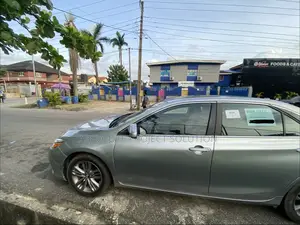 Toyota Camry SE 4dr Sedan (2.5L 4cyl 6A) 2016 Silver