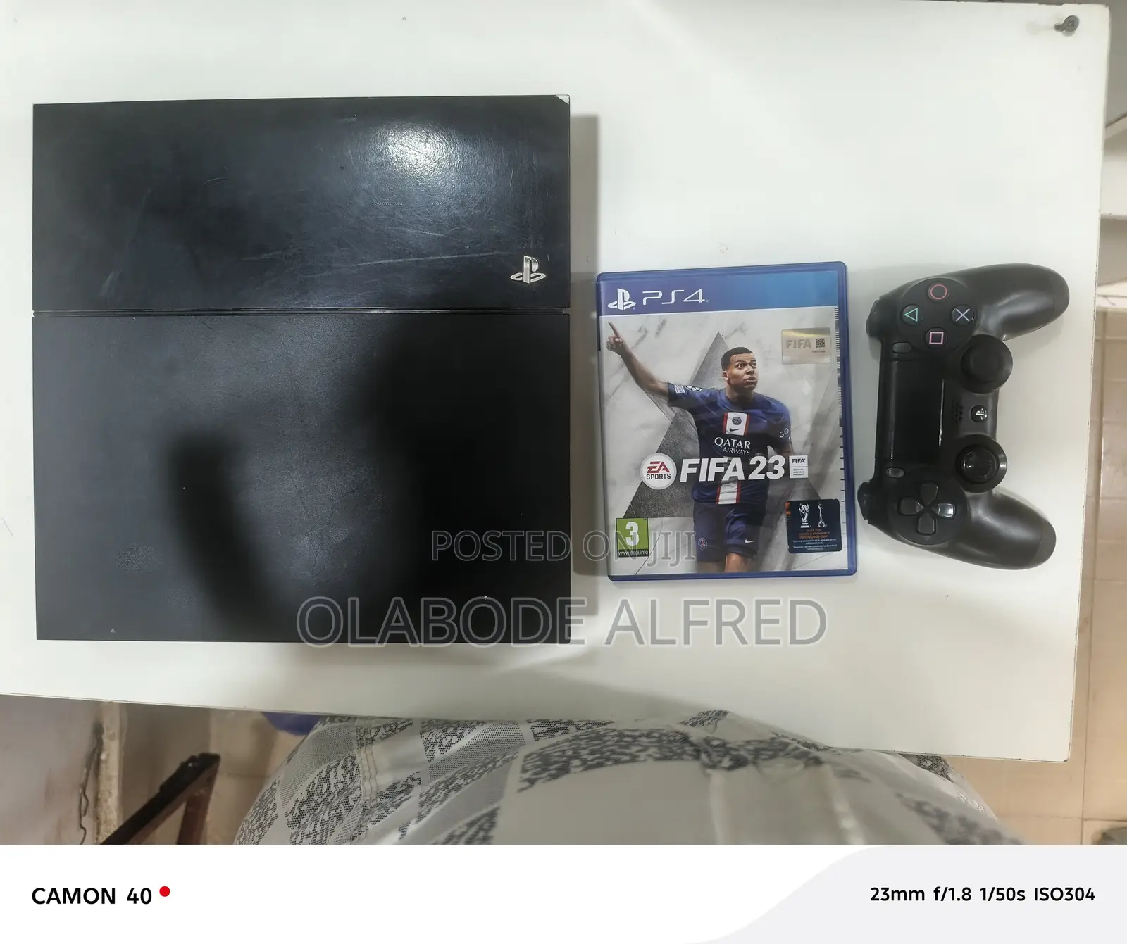 Clean Ps4 Console and 1 Free Game Cd