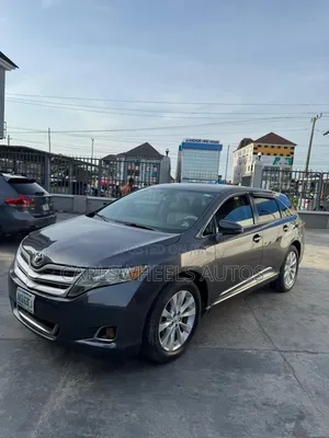 Toyota Venza LE AWD 2013 Gray