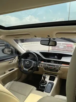 Lexus ES 2015 Gold