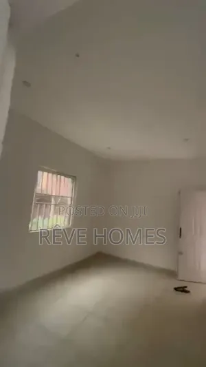 Studio Apartment in Akoka for rent