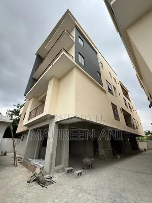 4bdrm Duplex in Onanikoro, Obanikoro for sale