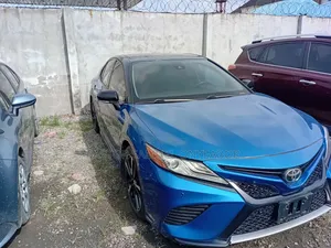 Toyota Camry XSE FWD (2.5L 4cyl 8AM) 2018 Blue