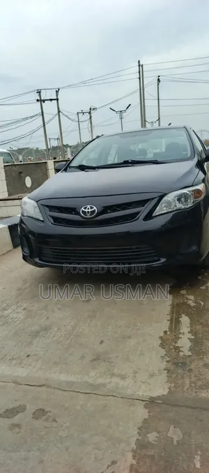 Toyota Corolla 2013 Black