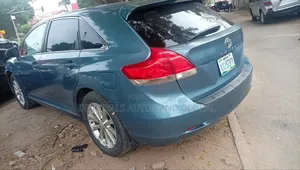 Toyota Venza Limited 2010 Blue