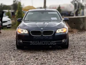 BMW 528i 2014 Blue